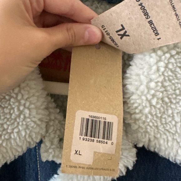 Levi’s Denim Sherpa Trucker Jacket, Dark Blue, Size XL - Picture 8 of 16